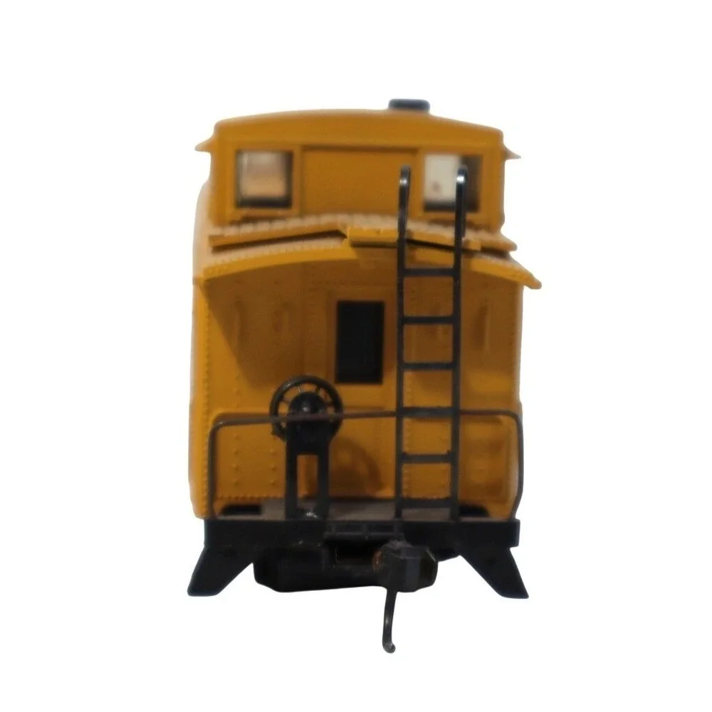 Rio Grande Main Line Thru the Rockies Caboose 01439 Yellow HO Scale Railcar